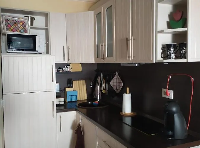 Sea Bliss Retreat -santa Marina - Апартамент Созопол