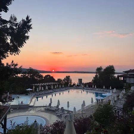 Santa Marina Sea Bliss Retreat Apartment Sosopol